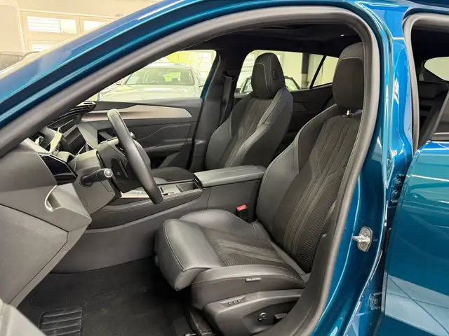 Peugeot 408 view 15