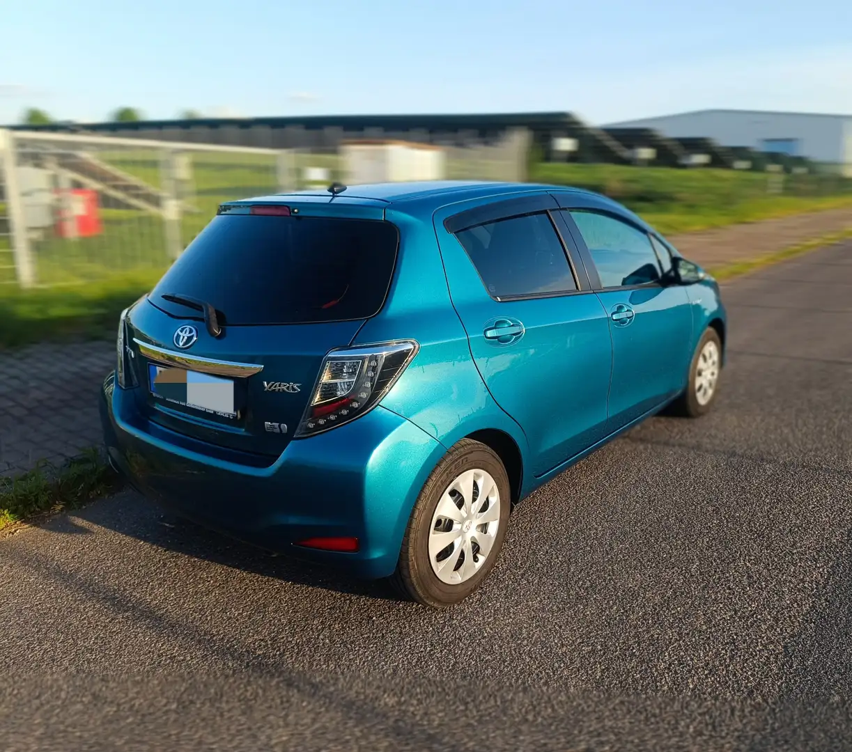 Toyota Yaris Hybrid*Kamera*Tempomat*Extras* Blau - 2