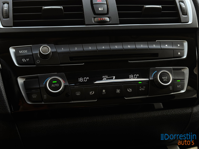 BMW 118 1-serie 118i Executive | Automaat | Navi | PDC | L — photo 14