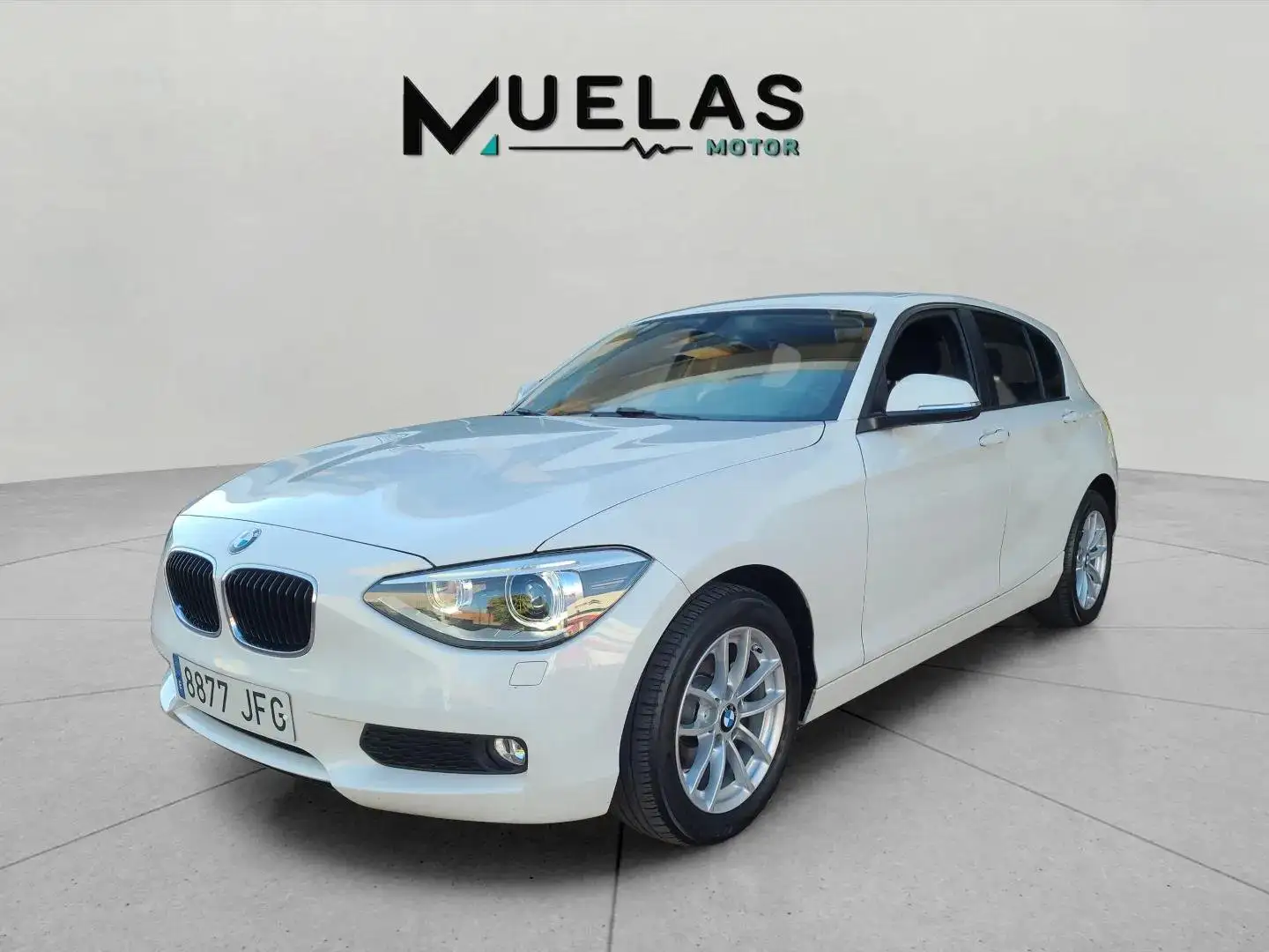 BMW 116 116d EfficientDynamics Blanc - 1