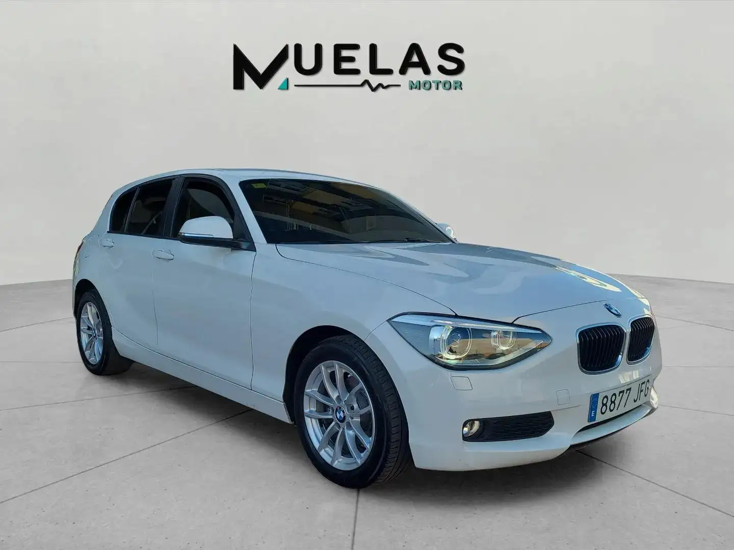 BMW 116 116d EfficientDynamics Blanc - 2