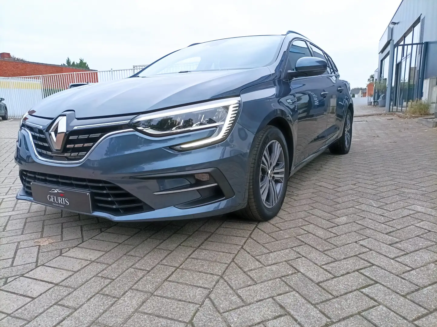 Renault Megane Megane Grandtour BLUE dCi 115 INTENS Grijs - 2