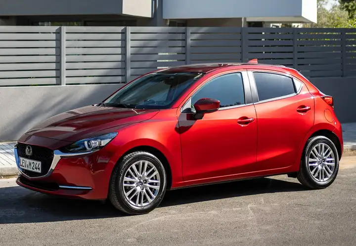 Mazda Mazda2 2 GE 1.5 MT Luxury 2017, foto 21
