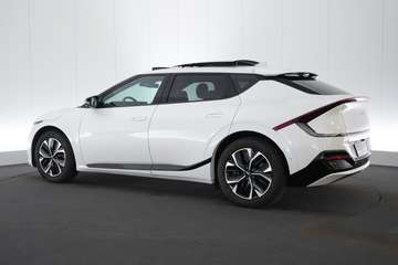77 kWH GT Line Premium LEDER/ALCANTARA Adapt. LED