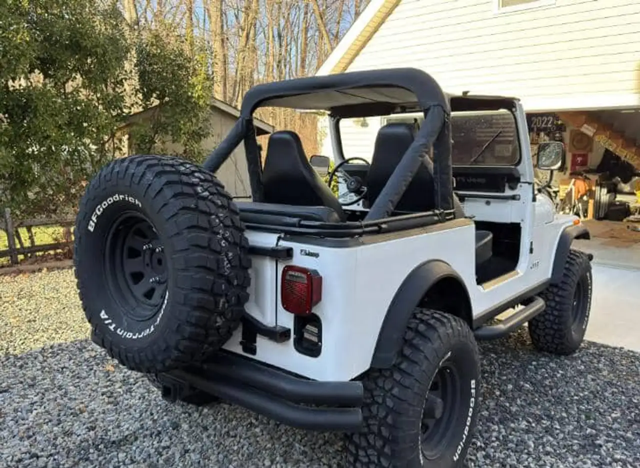Jeep CJ-7, foto 2
