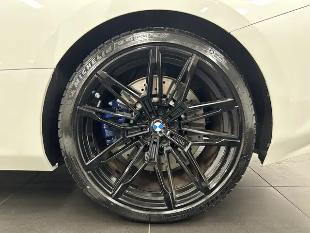 BMW M2 view 6