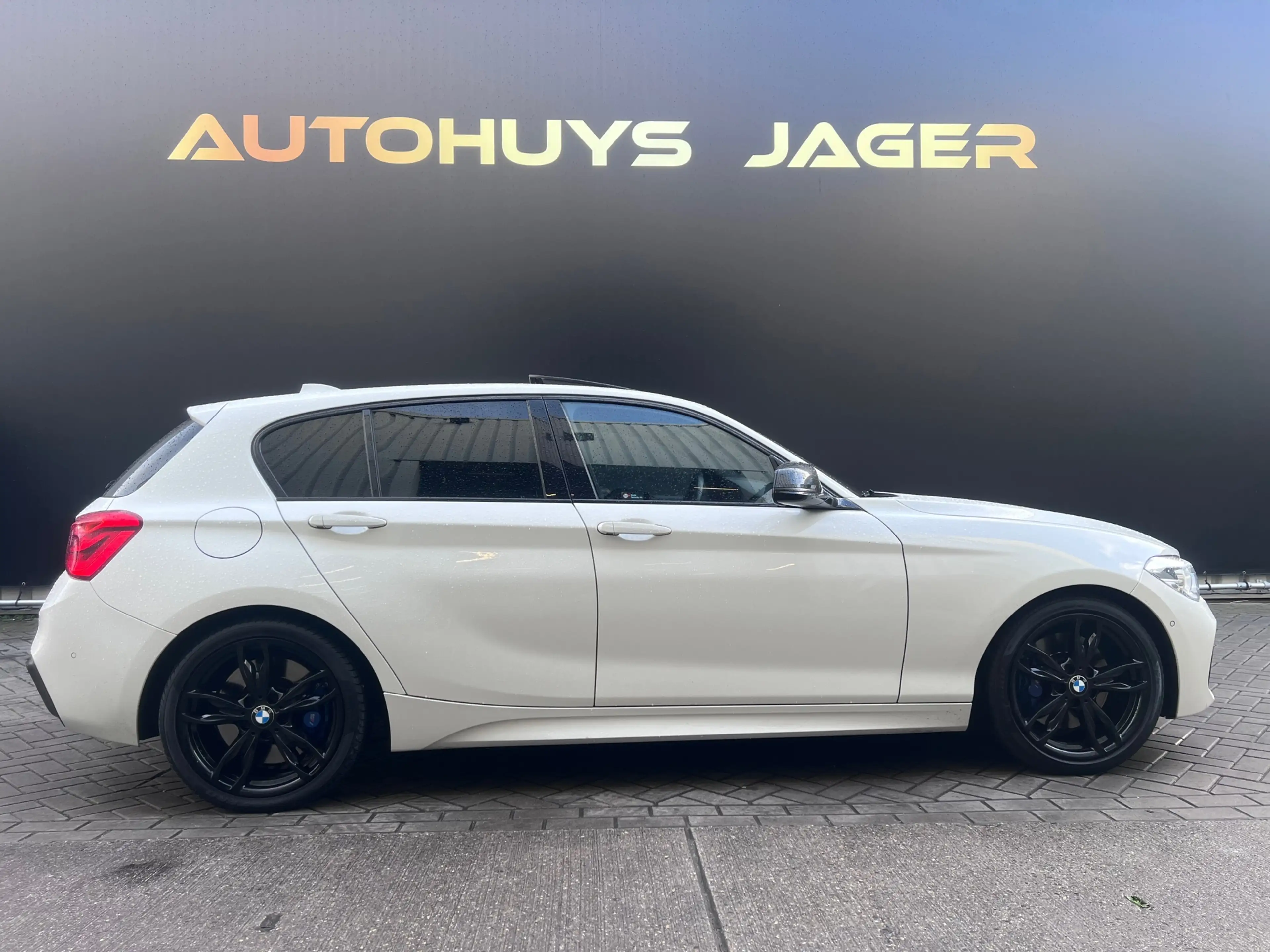 BMW 140 1-serie M140i High Executive Schuifdak h&K Leer Pe — photo 8