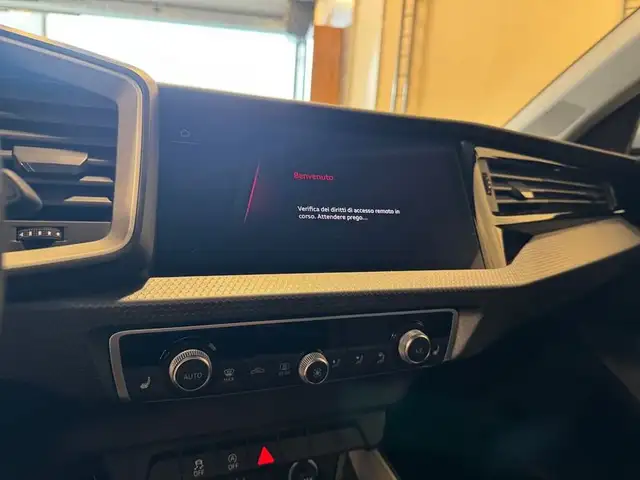 Audi A1 view 11