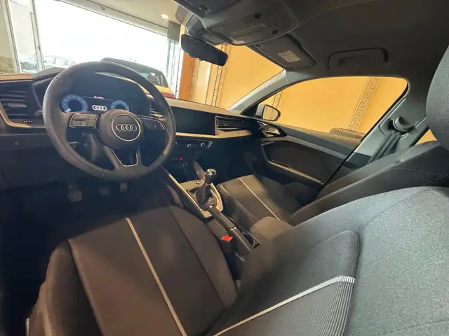 Audi A1 view 8