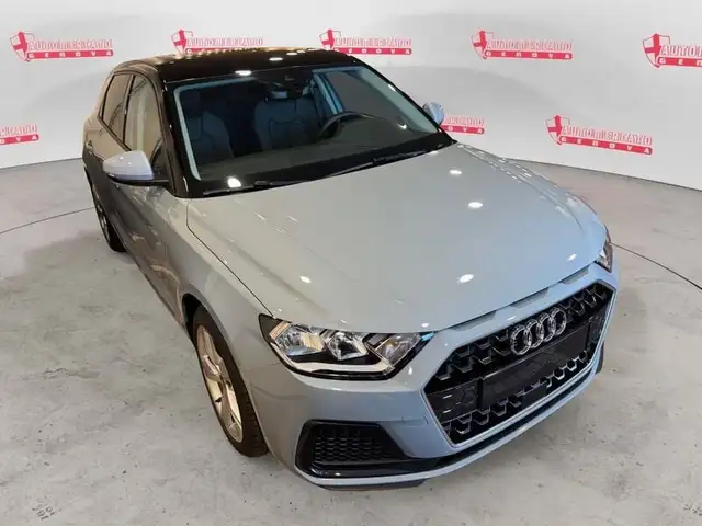 Audi A1 view 2