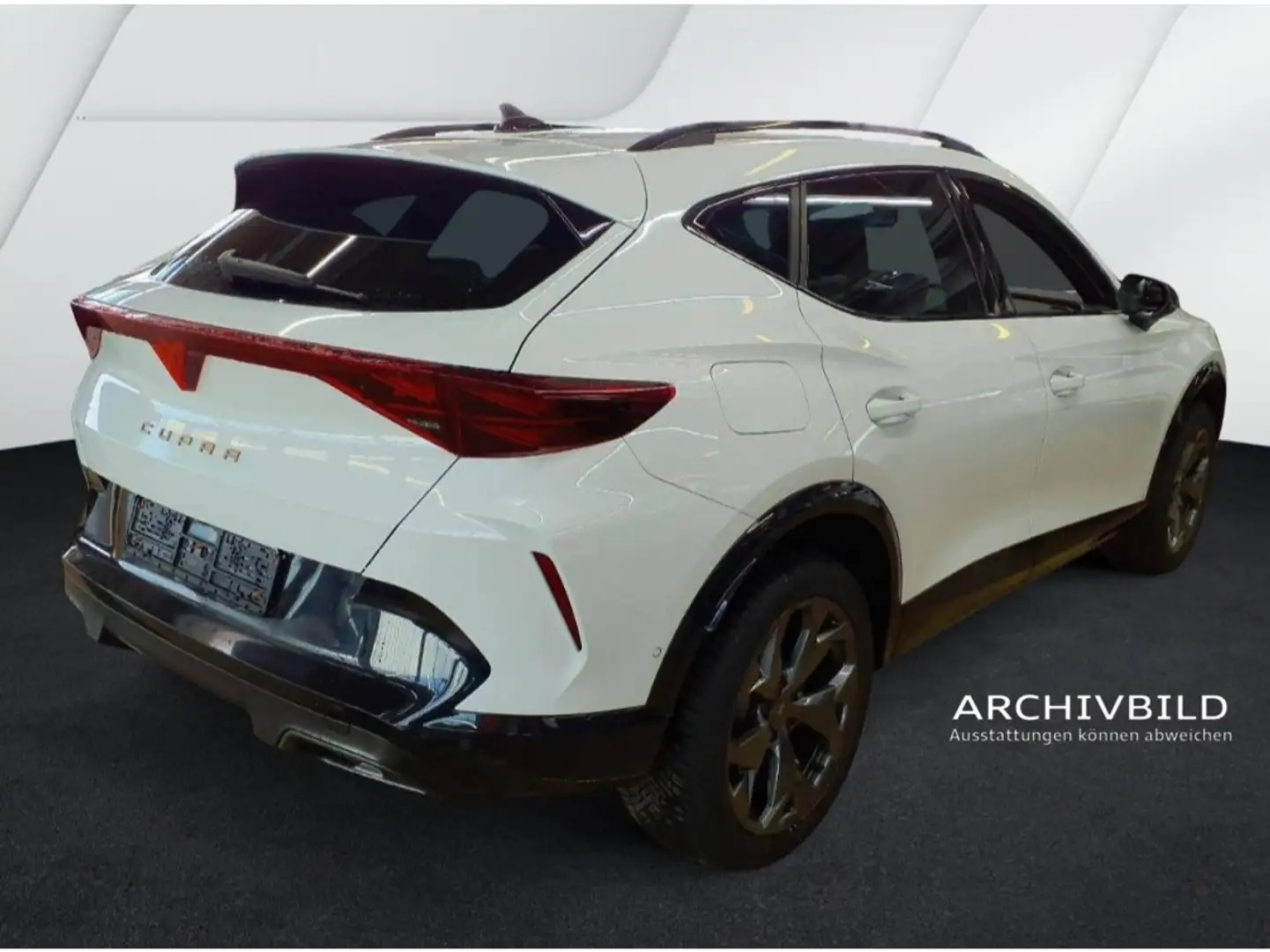 CUPRA Formentor KEYLESS LED SHZ PDC NAVI ACC KAM 360° Schwarz - 2