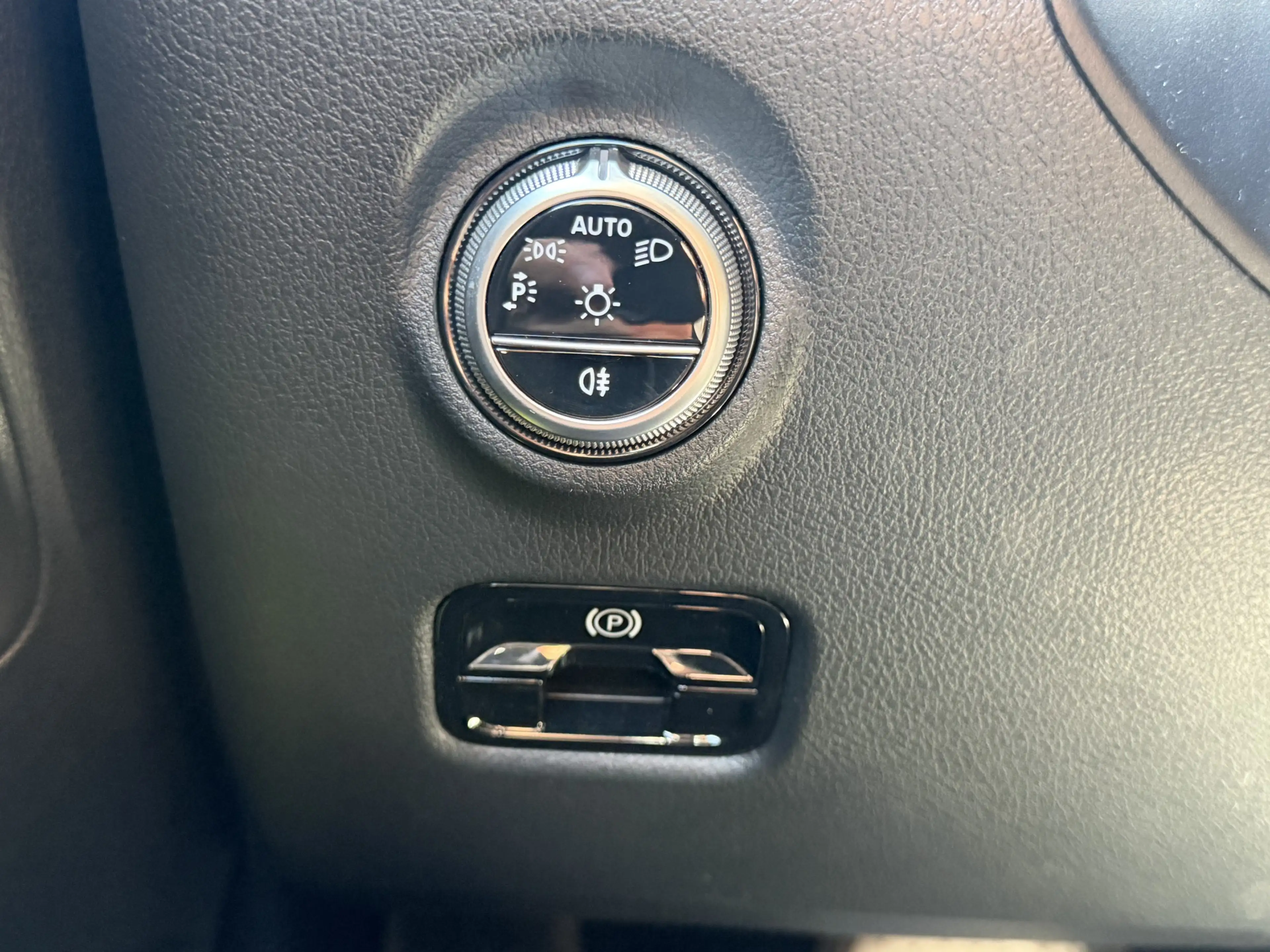 Mercedes-Benz C 200 d T 9G-TRONIC RFK*LED*UPE: 57.191,65 € — photo 15