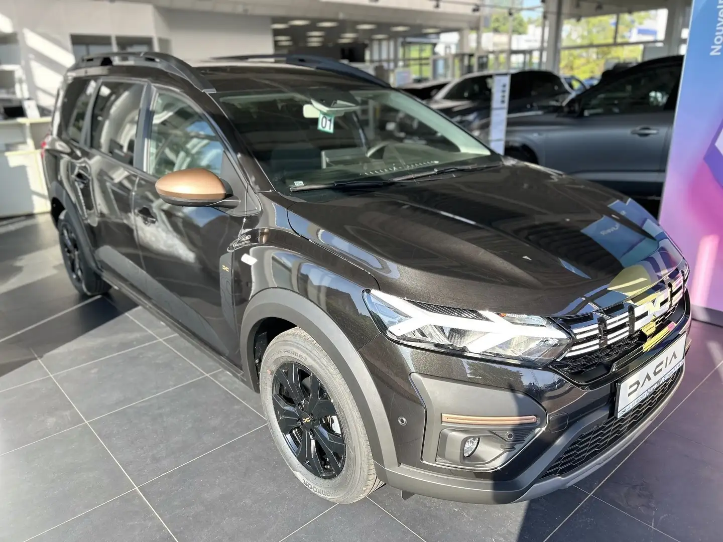 Dacia Jogger Extreme TCe 110 7-Sitzer Winterradaktion* Schwarz - 2