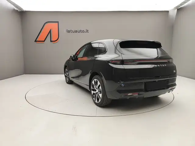 Leapmotor B05 view 7