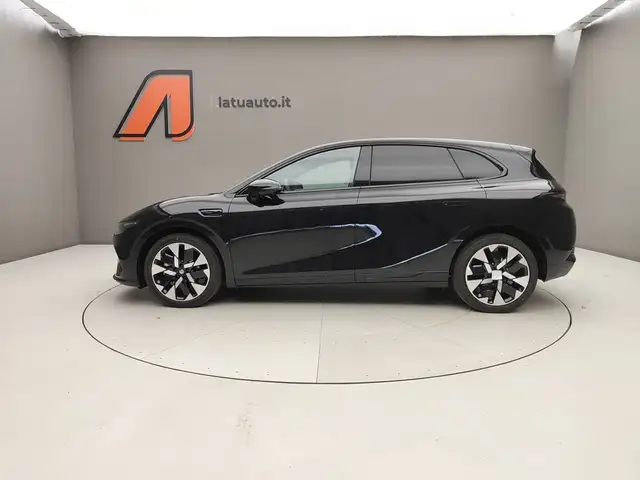 Leapmotor B05 view 6