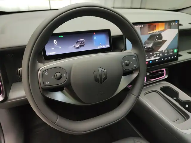 Leapmotor B05 view 12