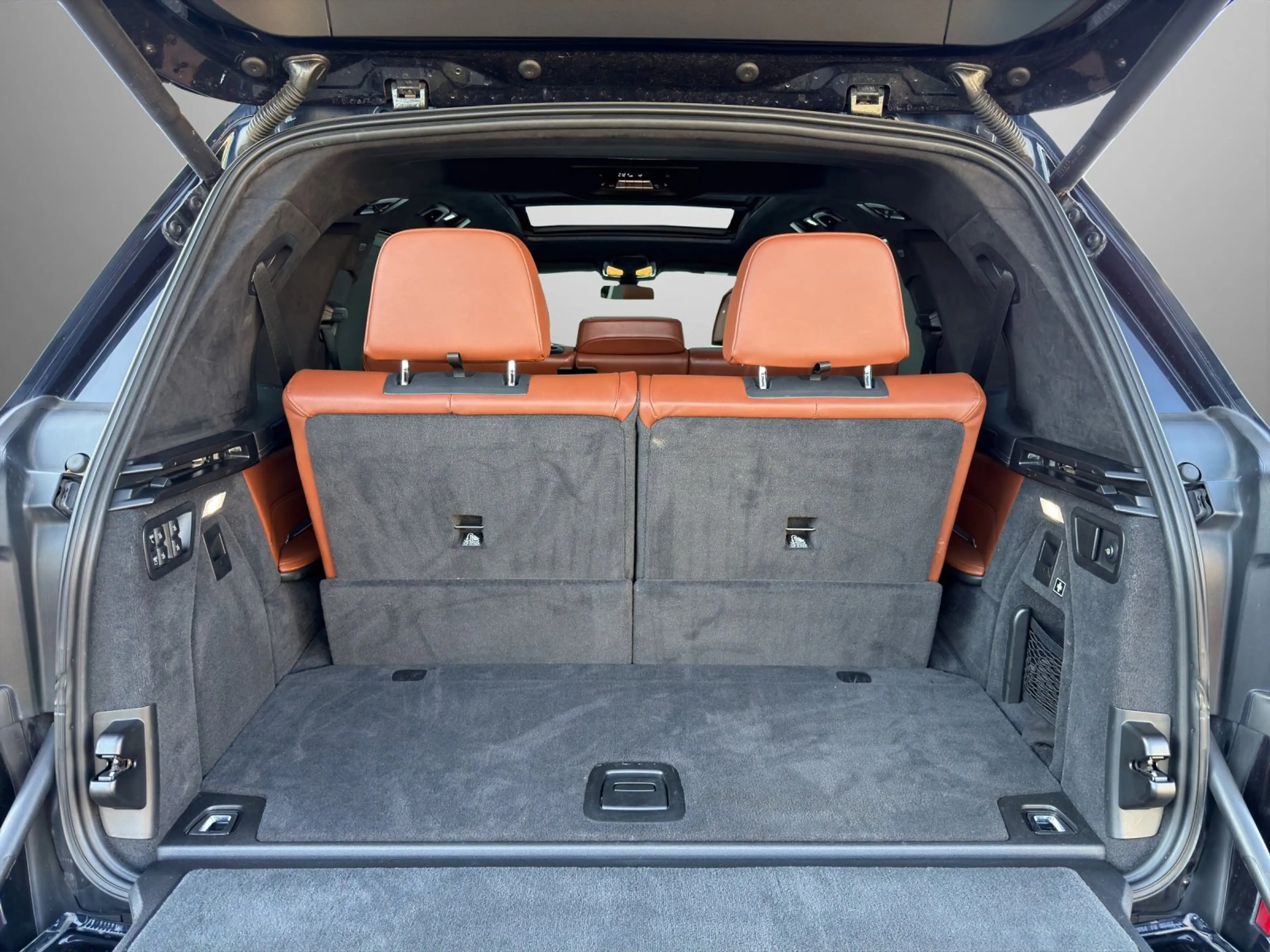 BMW X7 M50d xDrive Aut. *7-Sitzer, VOLL* — photo 9