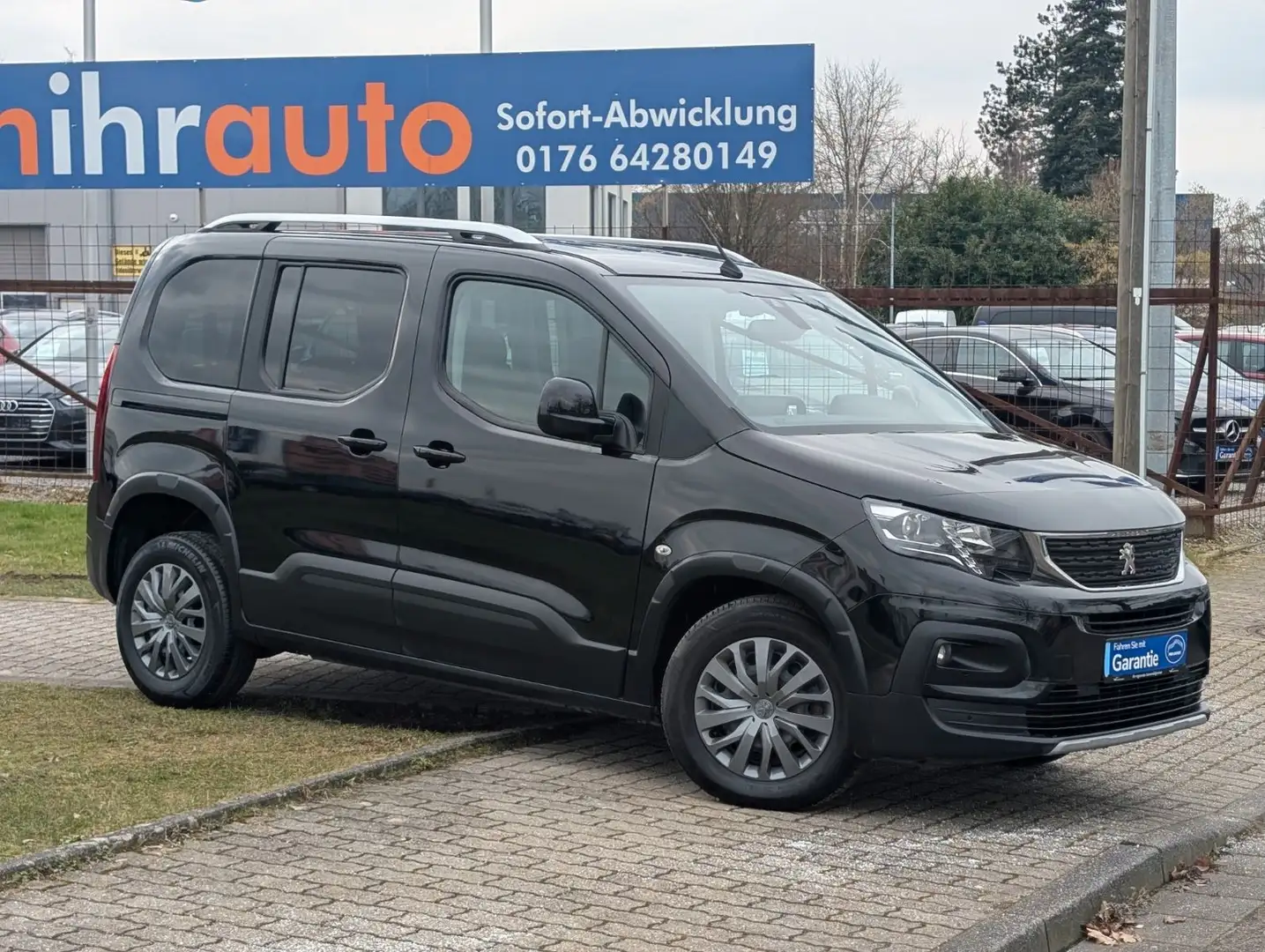 Peugeot Rifter Allure L1*NAVI*TEMPOMAT*PDC V-H*KAMERA !! Noir - 2