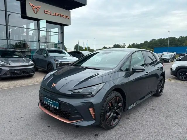 CUPRA Born *Ganzjahresreifen*AHK*WärmepumpeNEUES MODELL