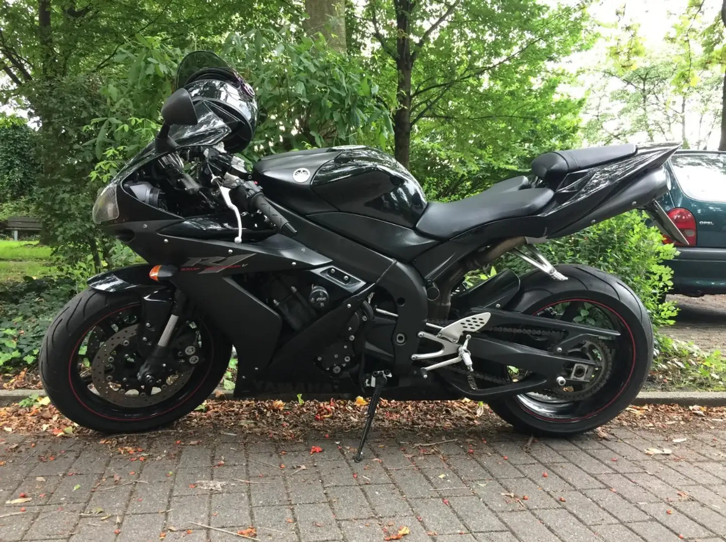 Yamaha YZF-R1 Negro - 1