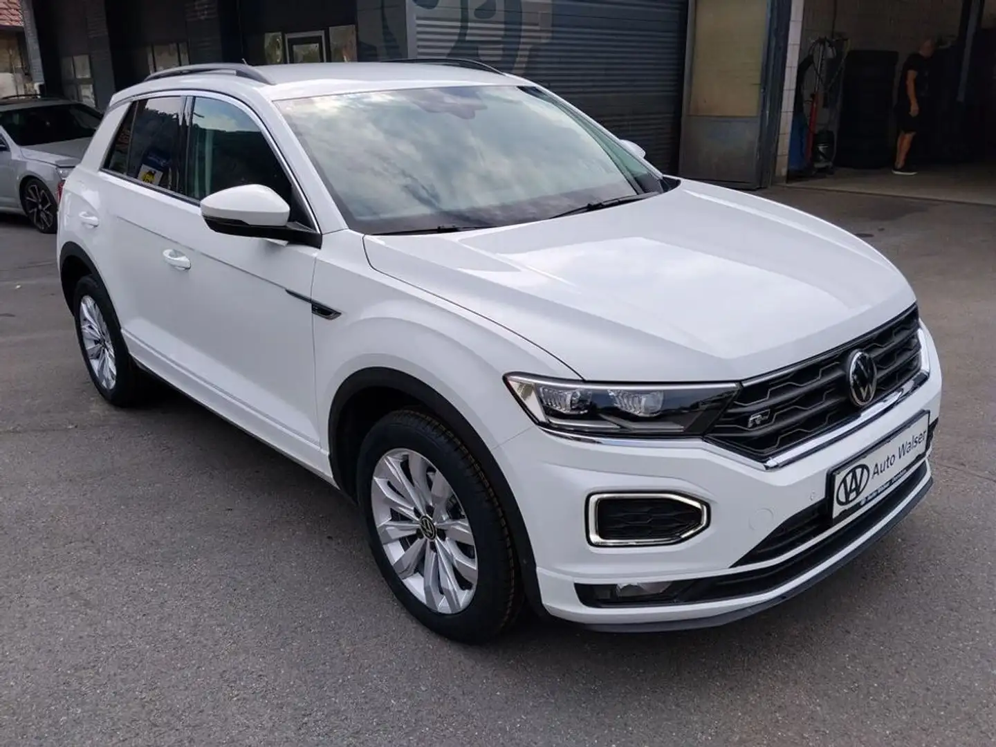 Volkswagen T-Roc Design R-Line Weiß - 2