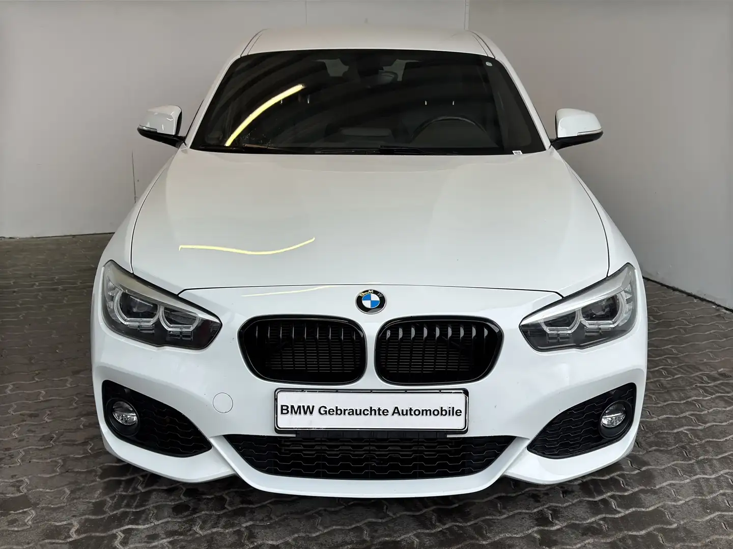 BMW 118 iA 5-trg. M Sport Navi.Klimaaut.PDC.SHZ.LED. Bianco - 1