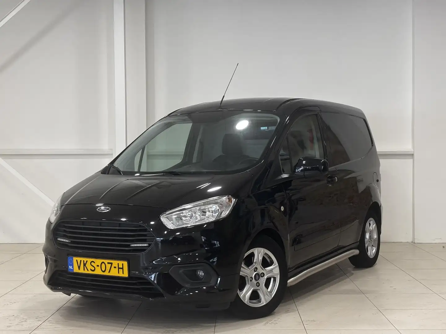 Ford Transit Courier 1.5 TDCI Limited Duratorq S&S | Climate Control | Noir - 1