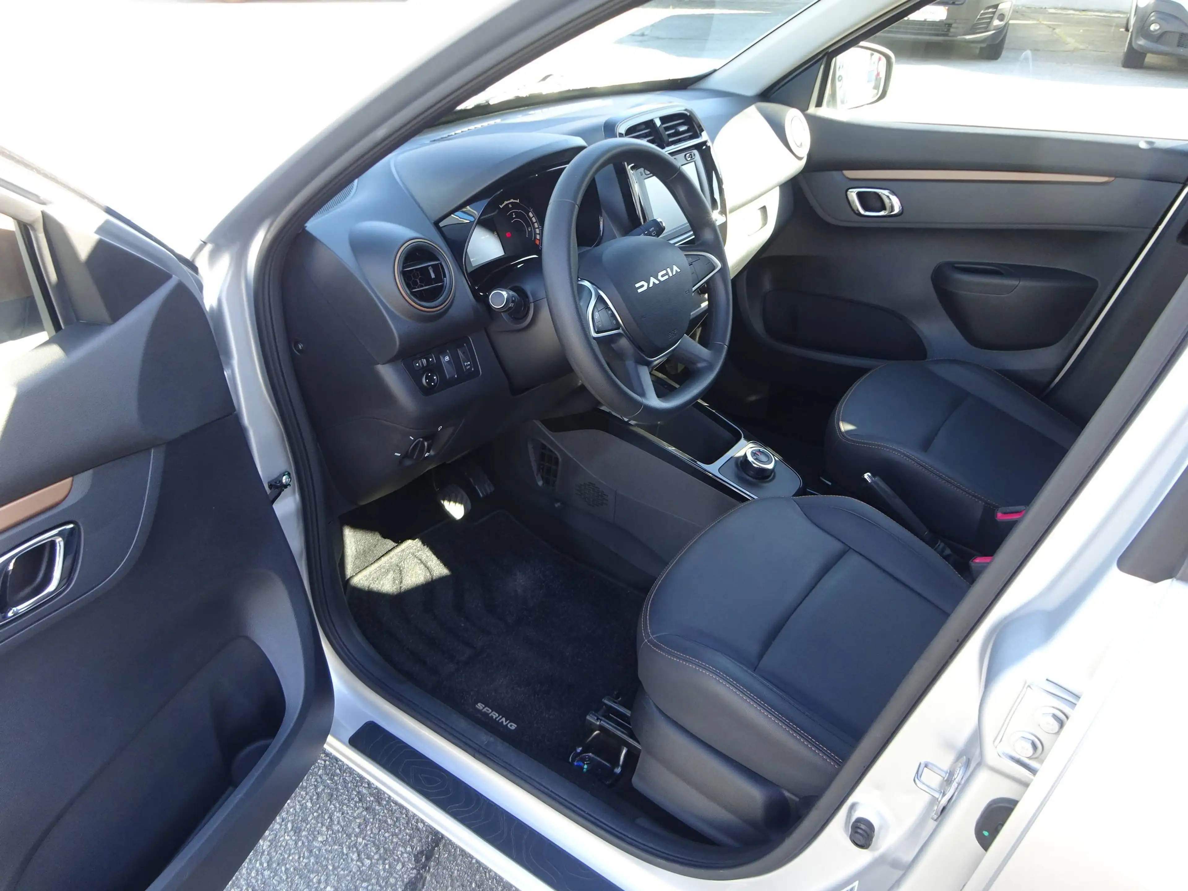 Dacia Spring Extreme 65 Electric Klima Navi Kamera TÜV+KD neu Garantie MwSt — photo 9