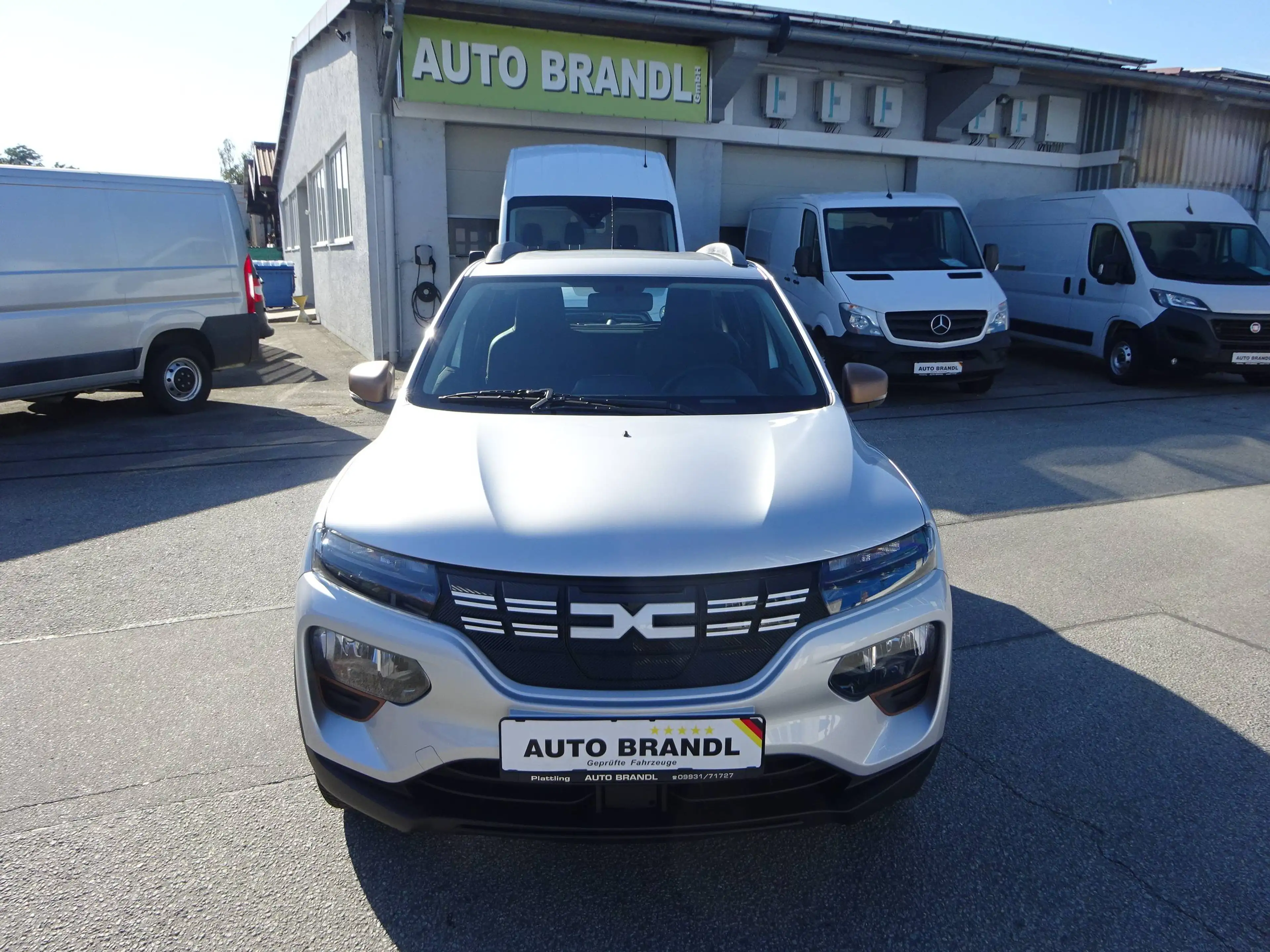 Dacia Spring Extreme 65 Electric Klima Navi Kamera TÜV+KD neu Garantie MwSt — photo 7