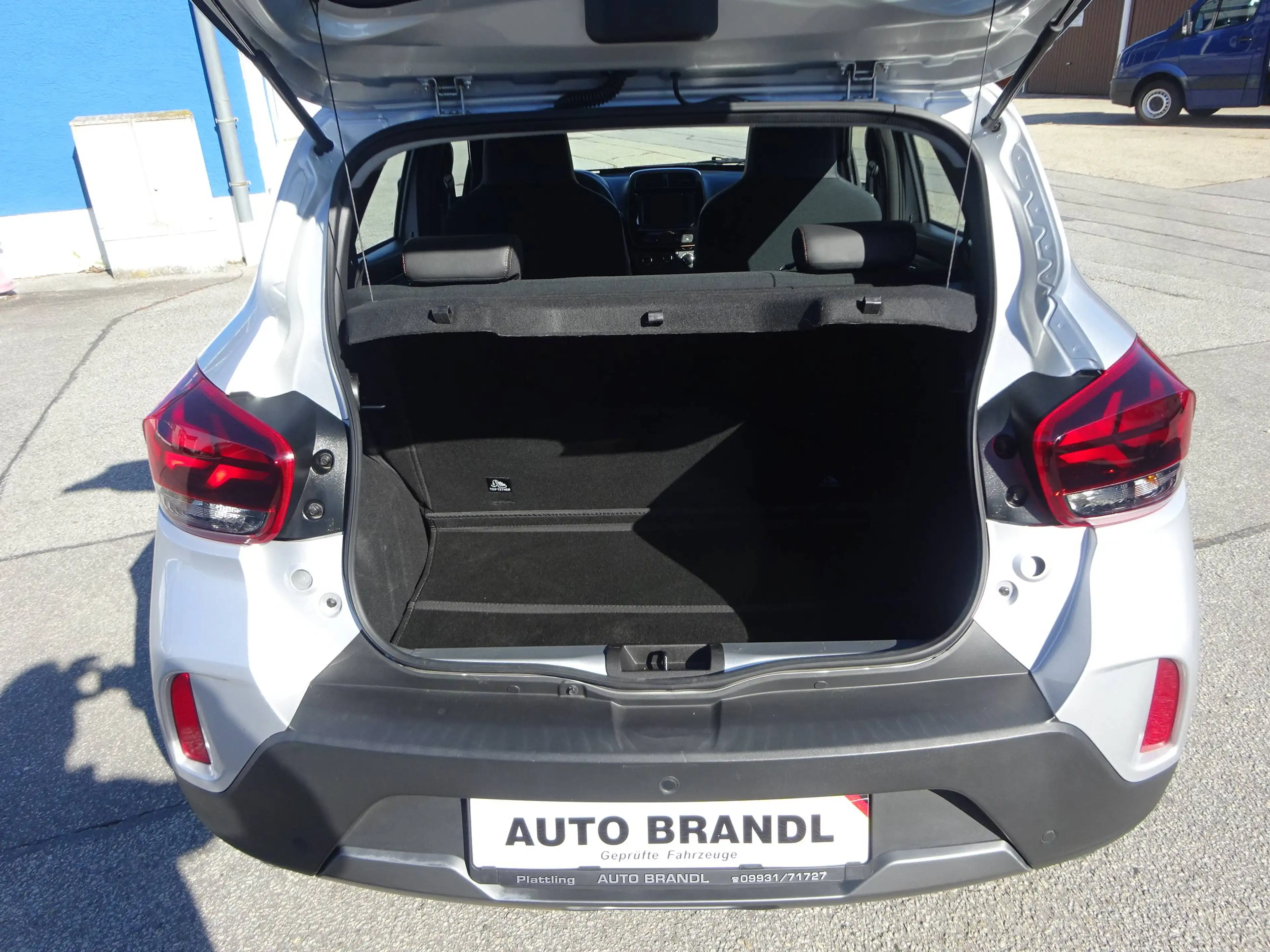 Dacia Spring Extreme 65 Electric Klima Navi Kamera TÜV+KD neu Garantie MwSt — photo 13