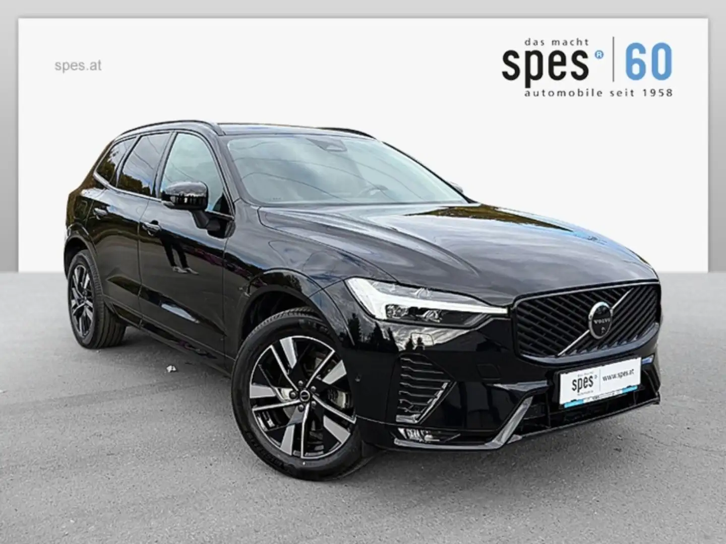 Volvo XC60 B5 AWD Plus Dark Schwarz - 1