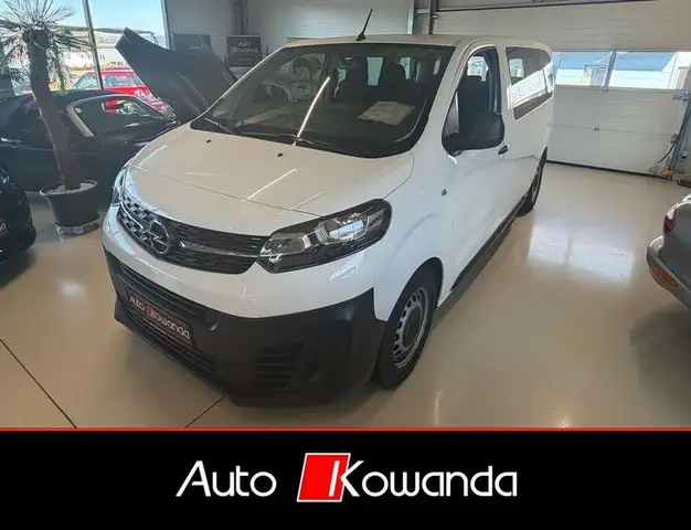 Opel Vivaro Life Sport 2,0 D. 9-Sitze -1. Besitz Mwst.