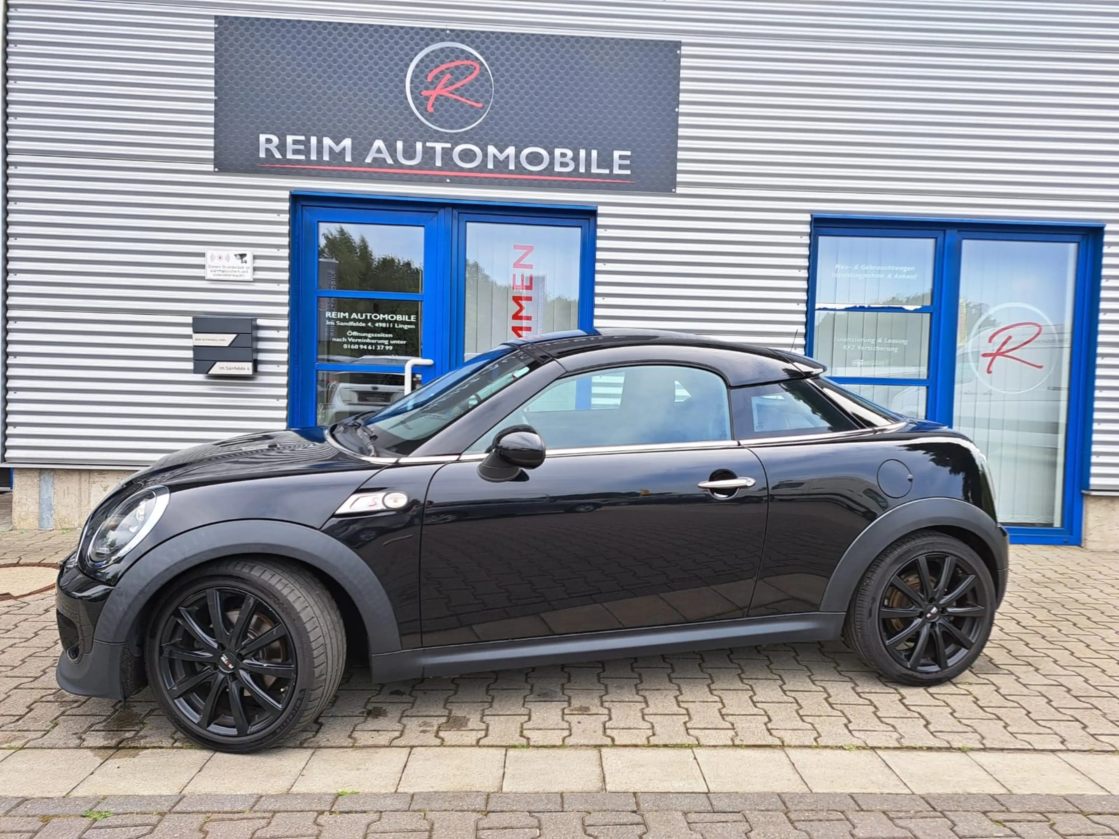 MINI Cooper SD Coupe 2.0*HARMAN/KARDON*XENON*SPOILER*RECARO SITZE* — photo 2