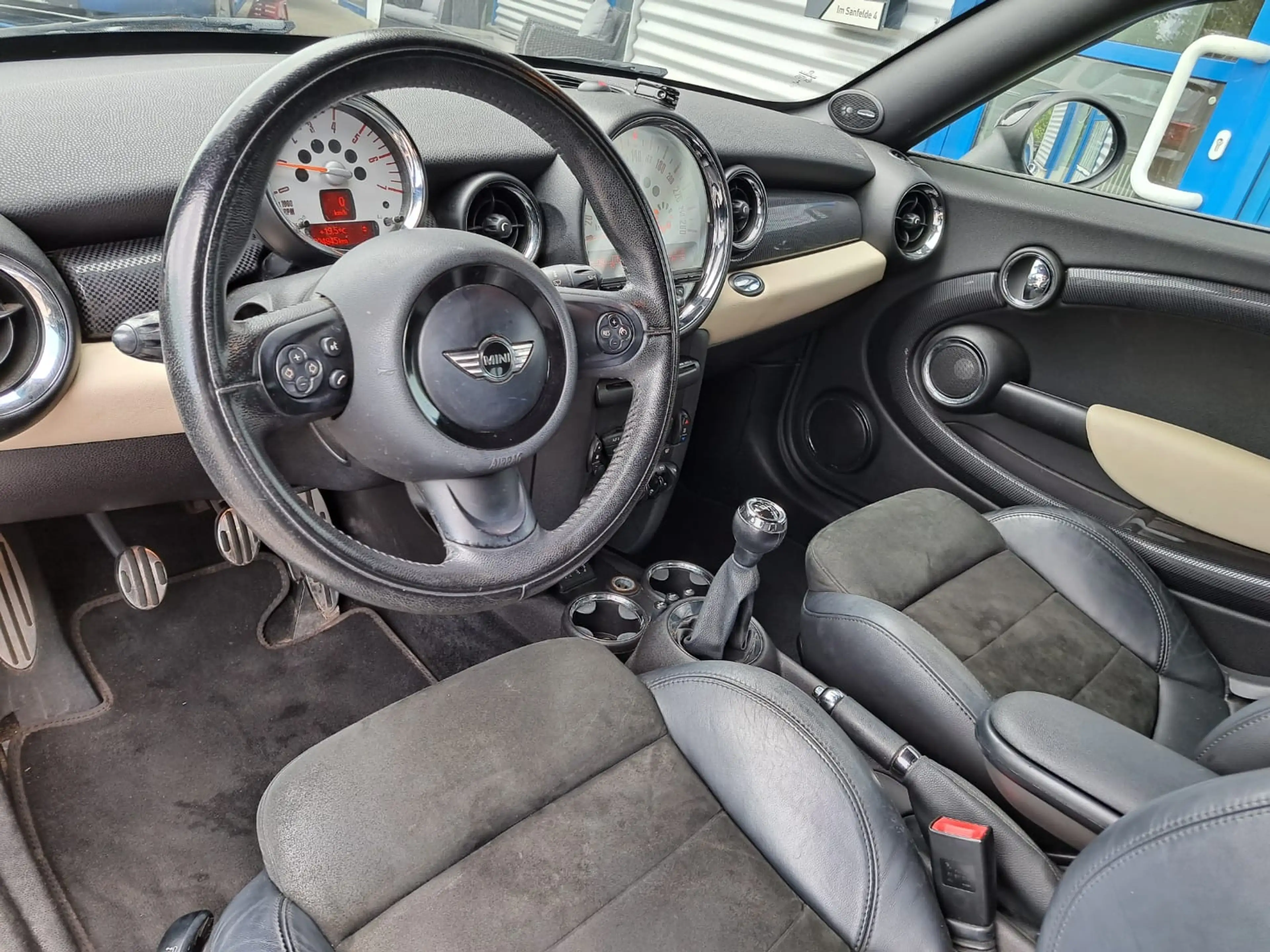 MINI Cooper SD Coupe 2.0*HARMAN/KARDON*XENON*SPOILER*RECARO SITZE* — photo 13