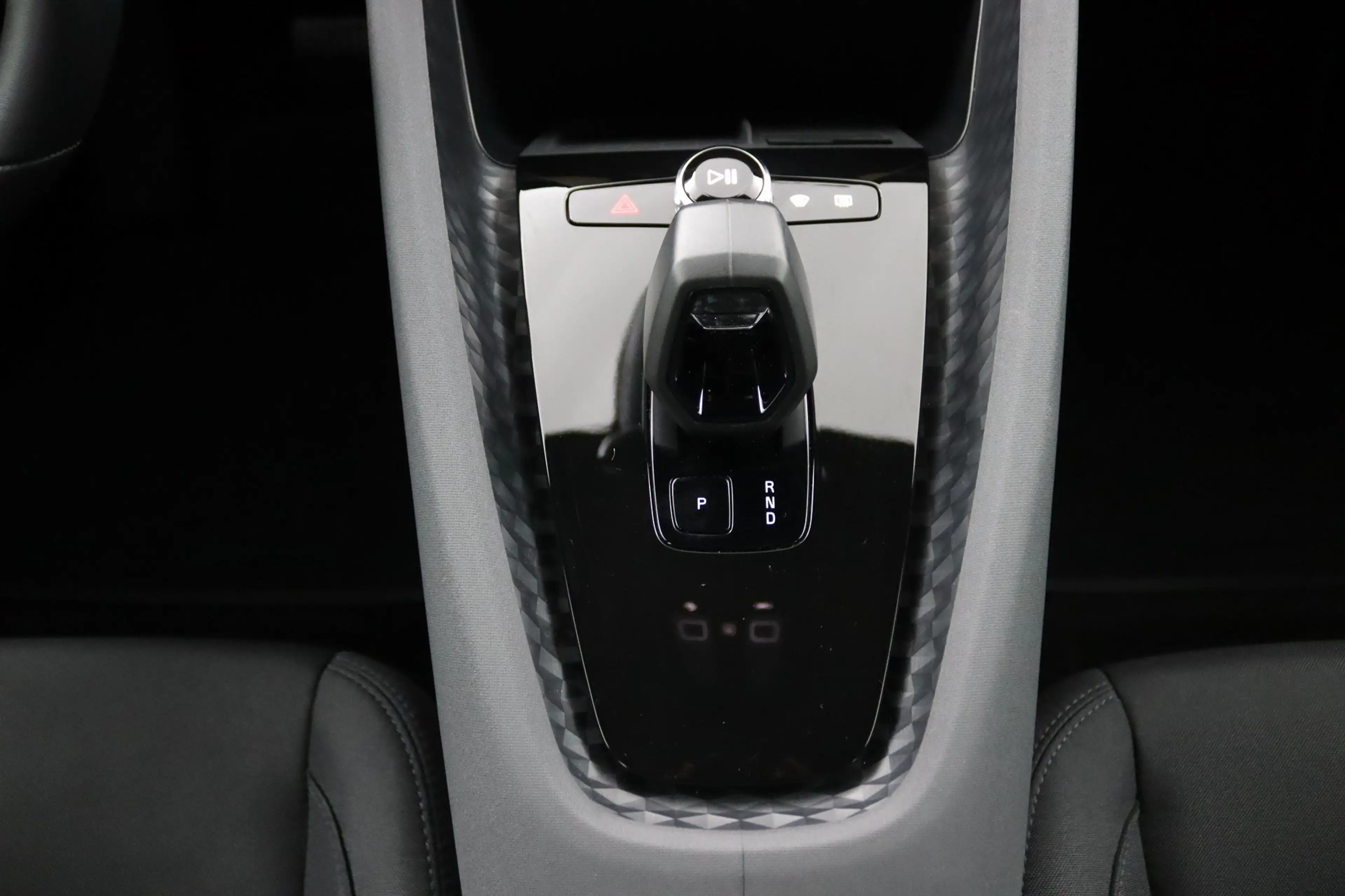 Polestar 2 Long Range Single Motor 78 kWh | Pilot Pack | BLIS — photo 27