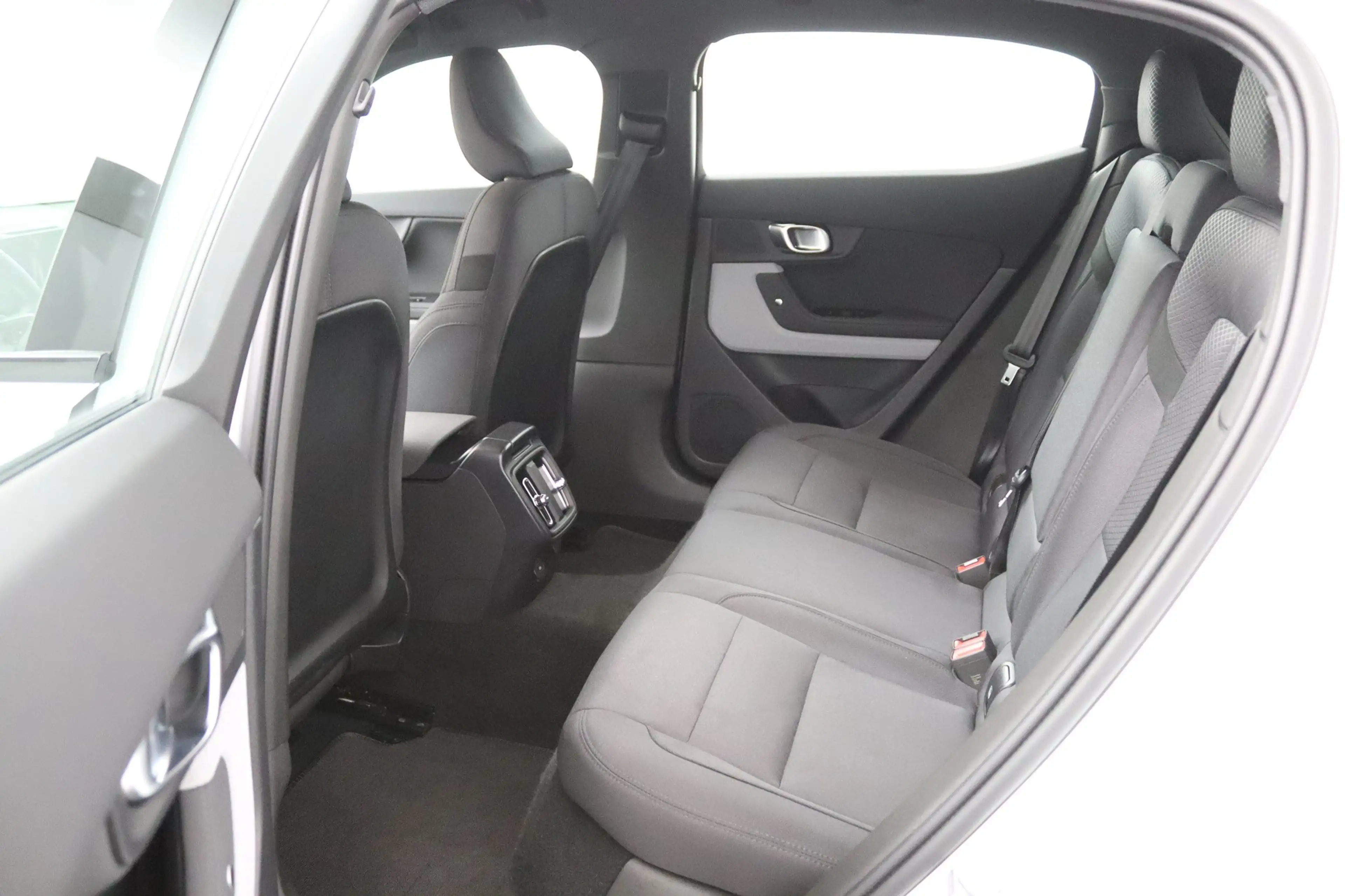 Polestar 2 Long Range Single Motor 78 kWh | Pilot Pack | BLIS — photo 12