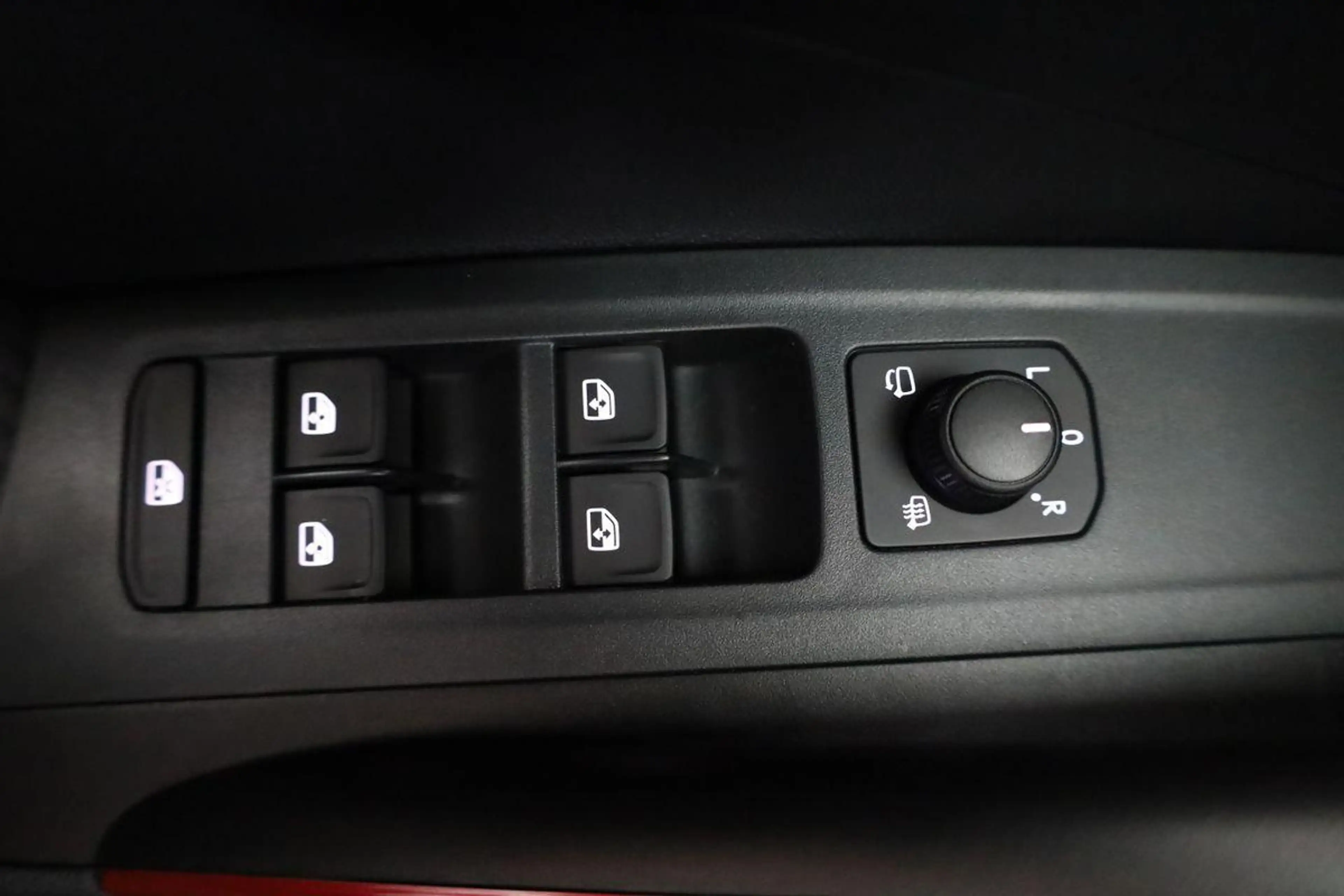 Skoda Fabia Monte Carlo 1.5 TSI DSG Carlo, Ladeboden, LED, ... — photo 7