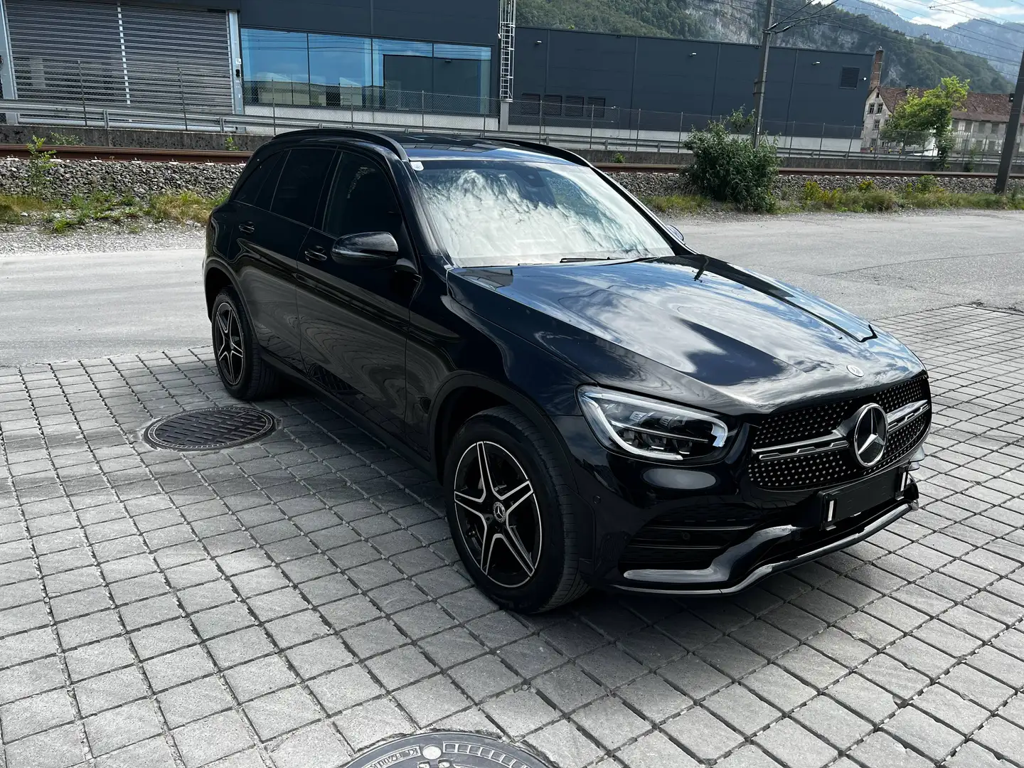 Mercedes-Benz GLC 300 GLC 300 de PHEV 4Matic Schwarz - 2