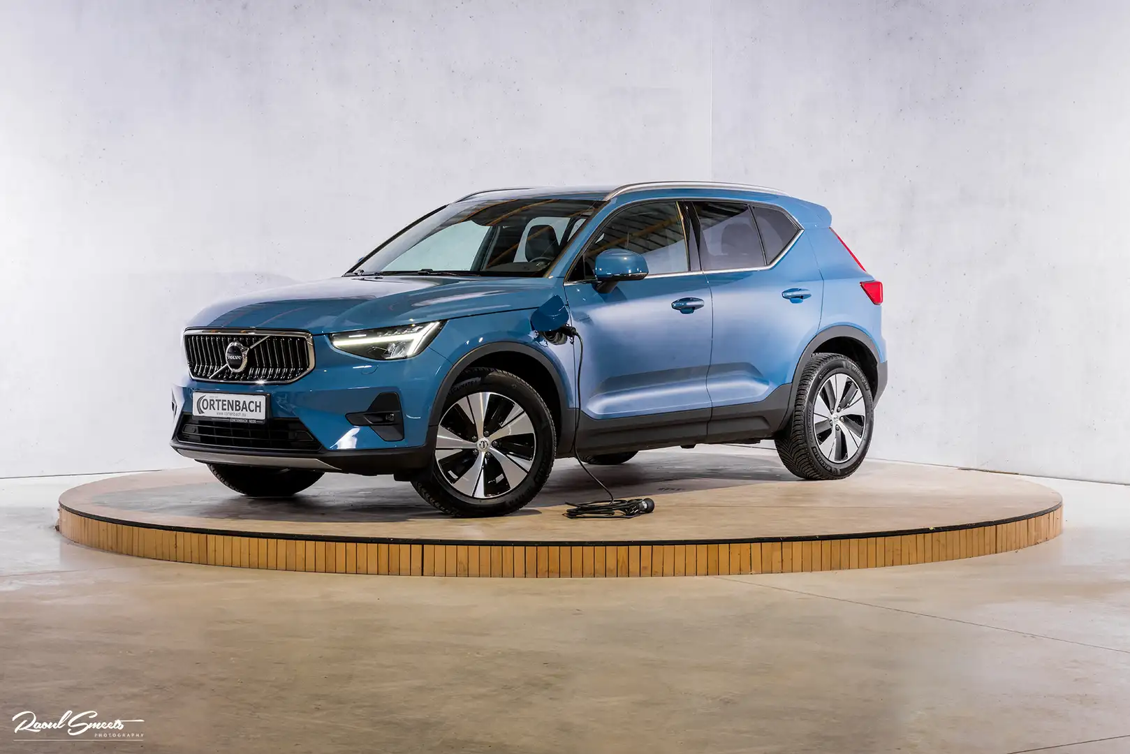 Volvo XC40 1.5 T4 Plug-in hybrid Core Bright | Adaptieve crui Bleu - 1
