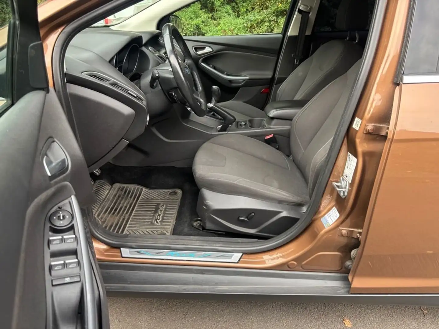 Ford Focus Focus Turnier titanium st Line Brun - 1