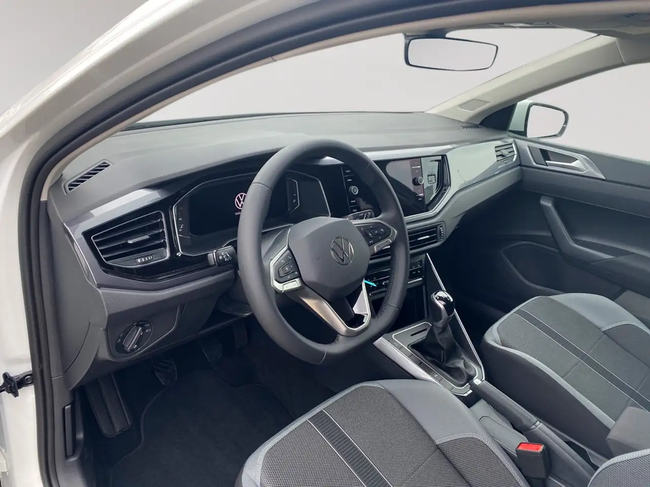 Volkswagen Polo 1.0 TSI Style IQ-LIGHT*ACC*APP-CONNECT*SHZ*PDC*..., миниатюра 6