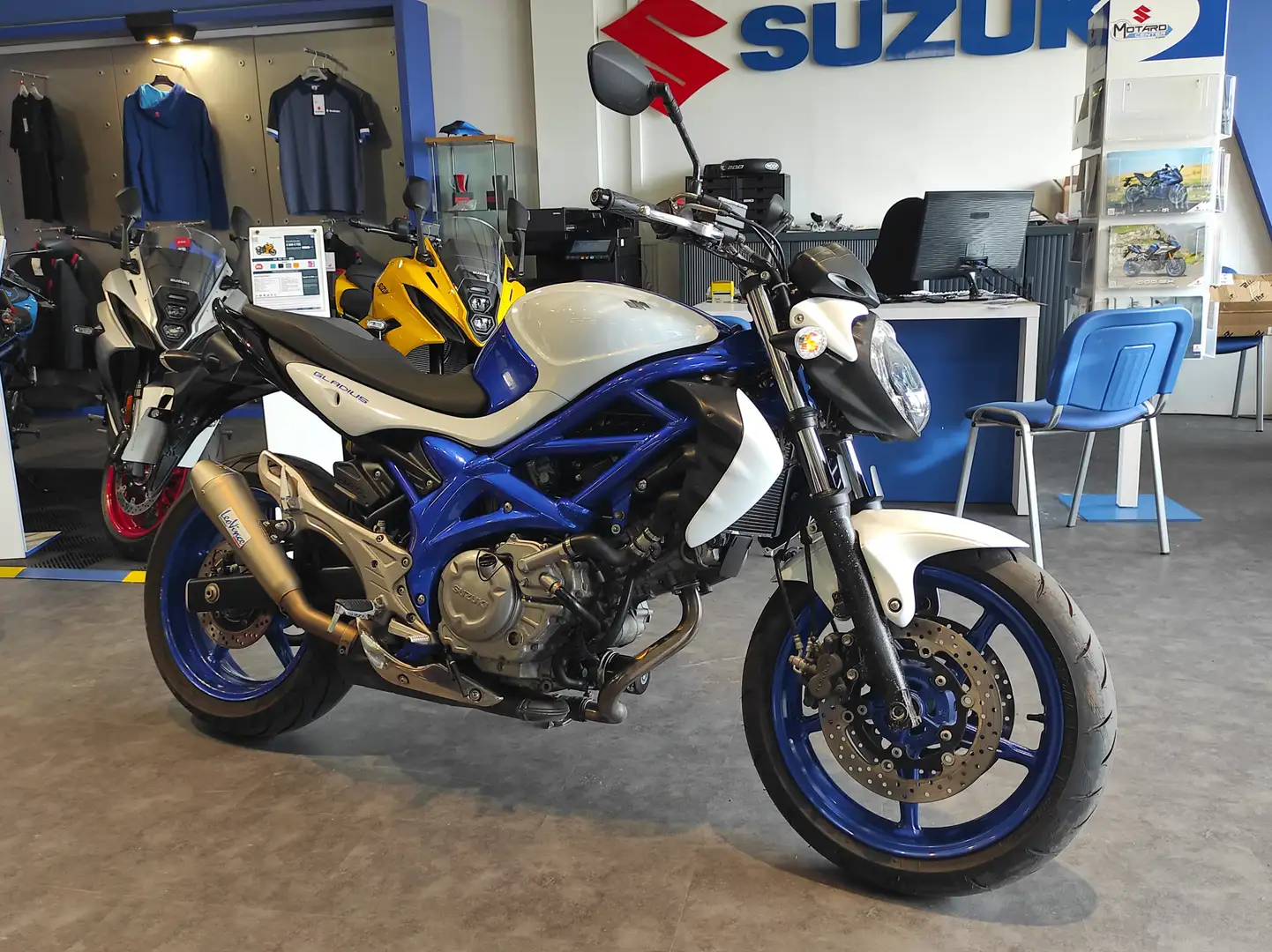 Suzuki Gladius 650 - 1