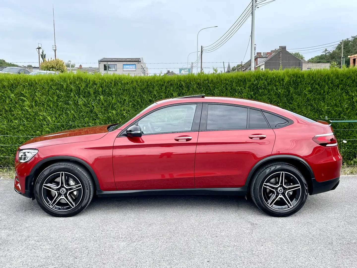 Mercedes-Benz GLC 200 GLC Coupé 200 d 4-Matic * AMG PACK-NIGHT * Rouge - 2