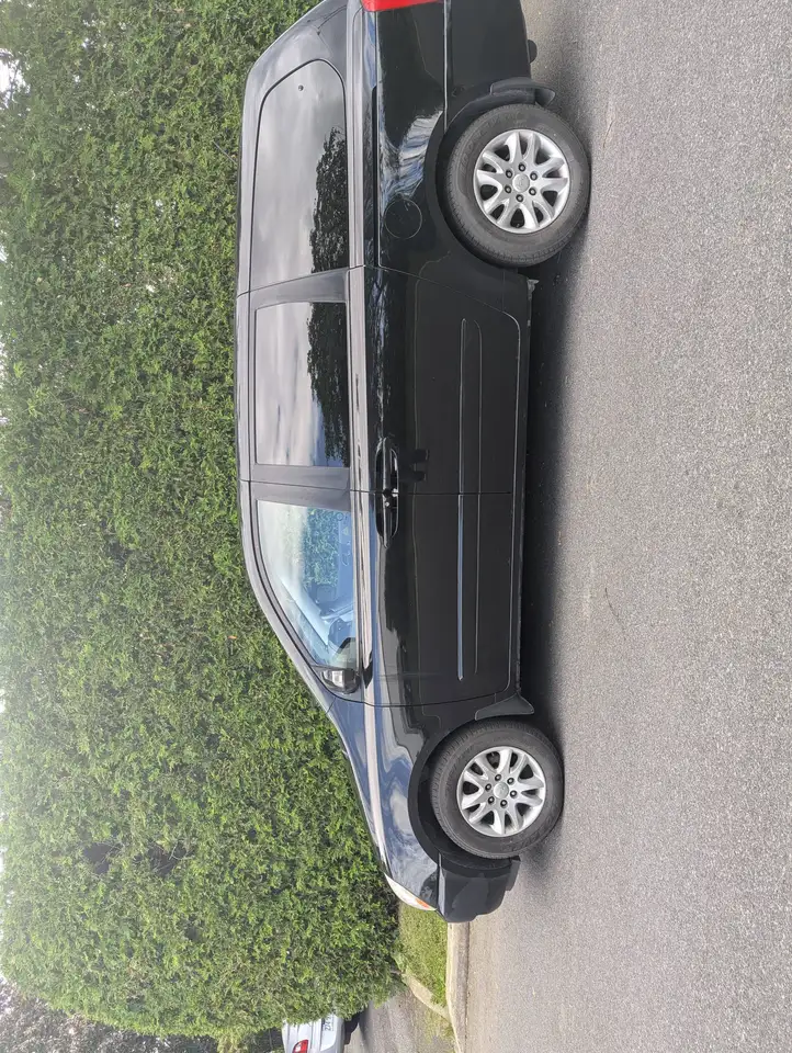 2012 Kia Sedona