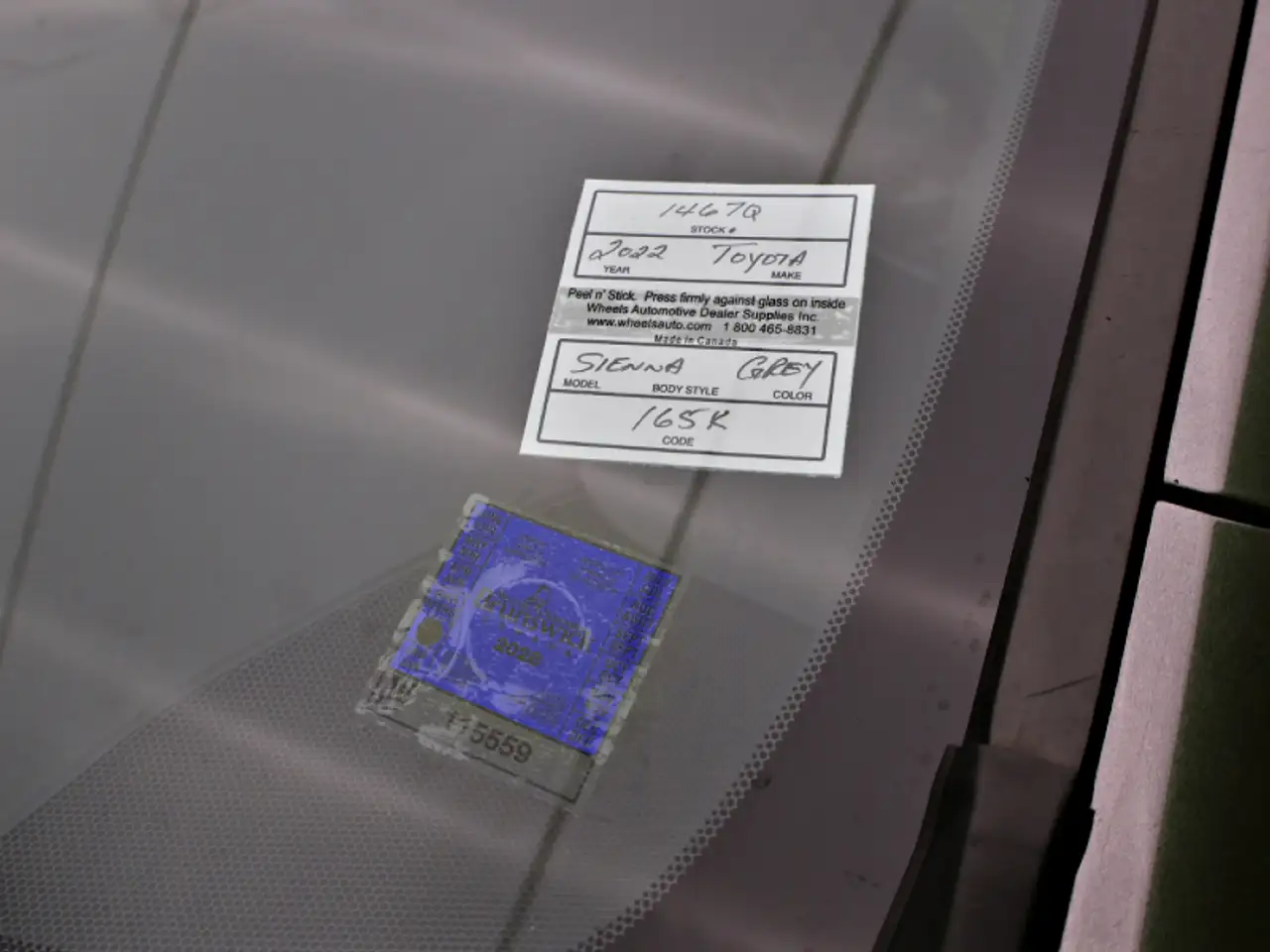 Toyota Sienna снимка Toyota Sienna