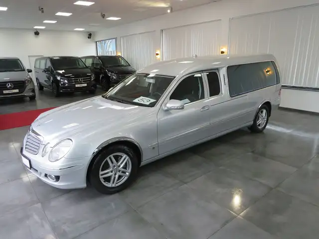 Mercedes-Benz E 280 Rappold Bestattungswagen / Leichenwagen