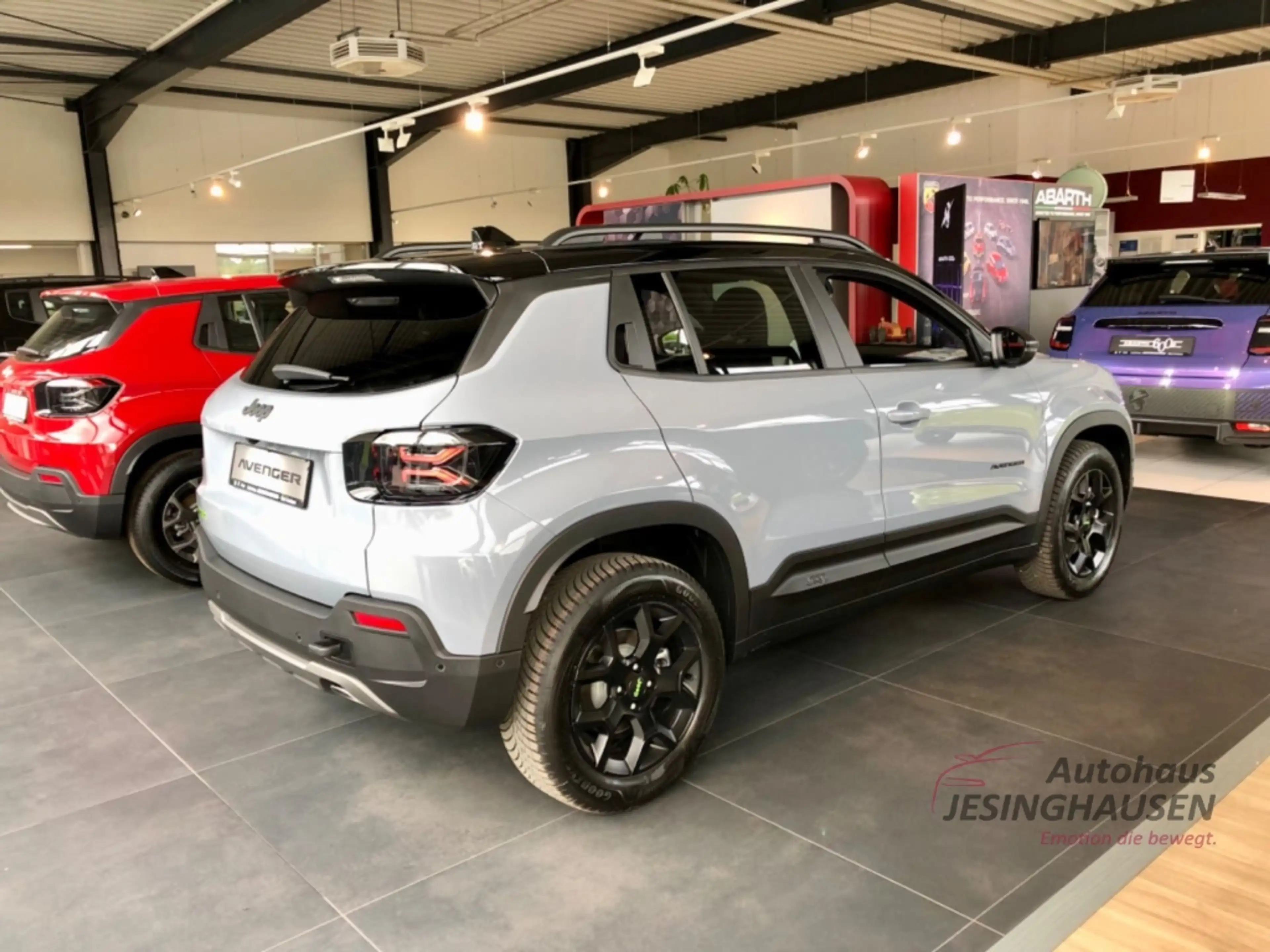 Jeep Avenger Overland MHEV Allrad 4xe+ACC+Rückfahrkam+Keyles Na — photo 4