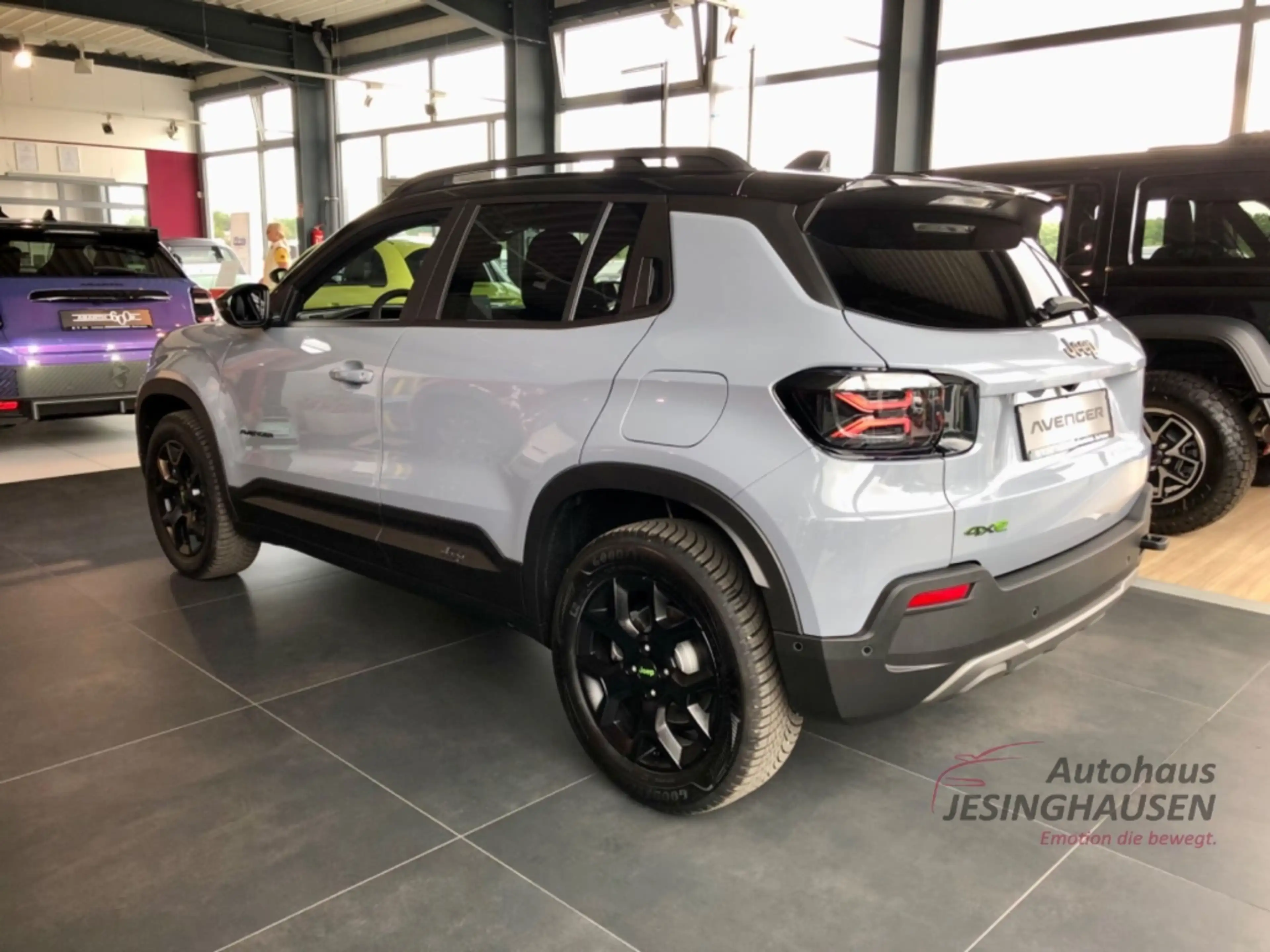 Jeep Avenger Overland MHEV Allrad 4xe+ACC+Rückfahrkam+Keyles Na — photo 5