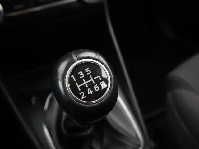Ford Fiesta view 14
