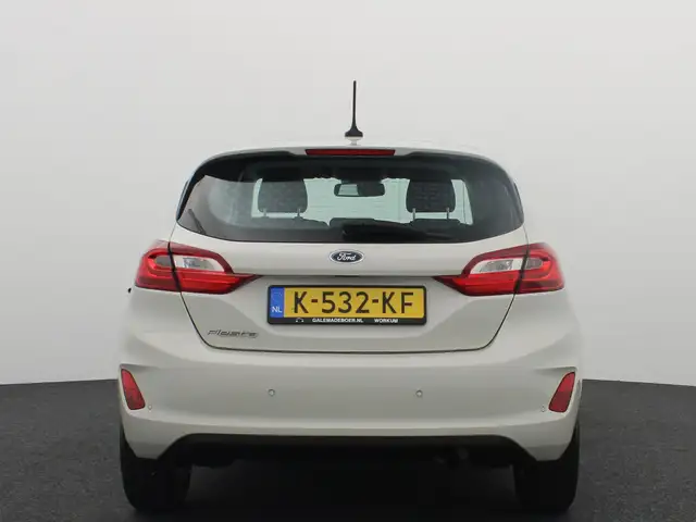 Ford Fiesta view 17